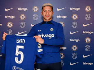 Chelsea’s prized possession Fernandez set for Chelsea debut tonight