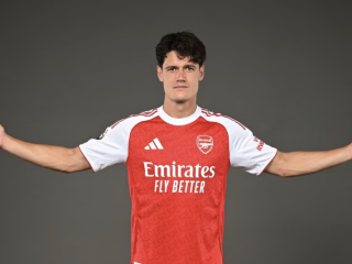 Arsenal sign Brentford captain Norgaard to strengthen midfield