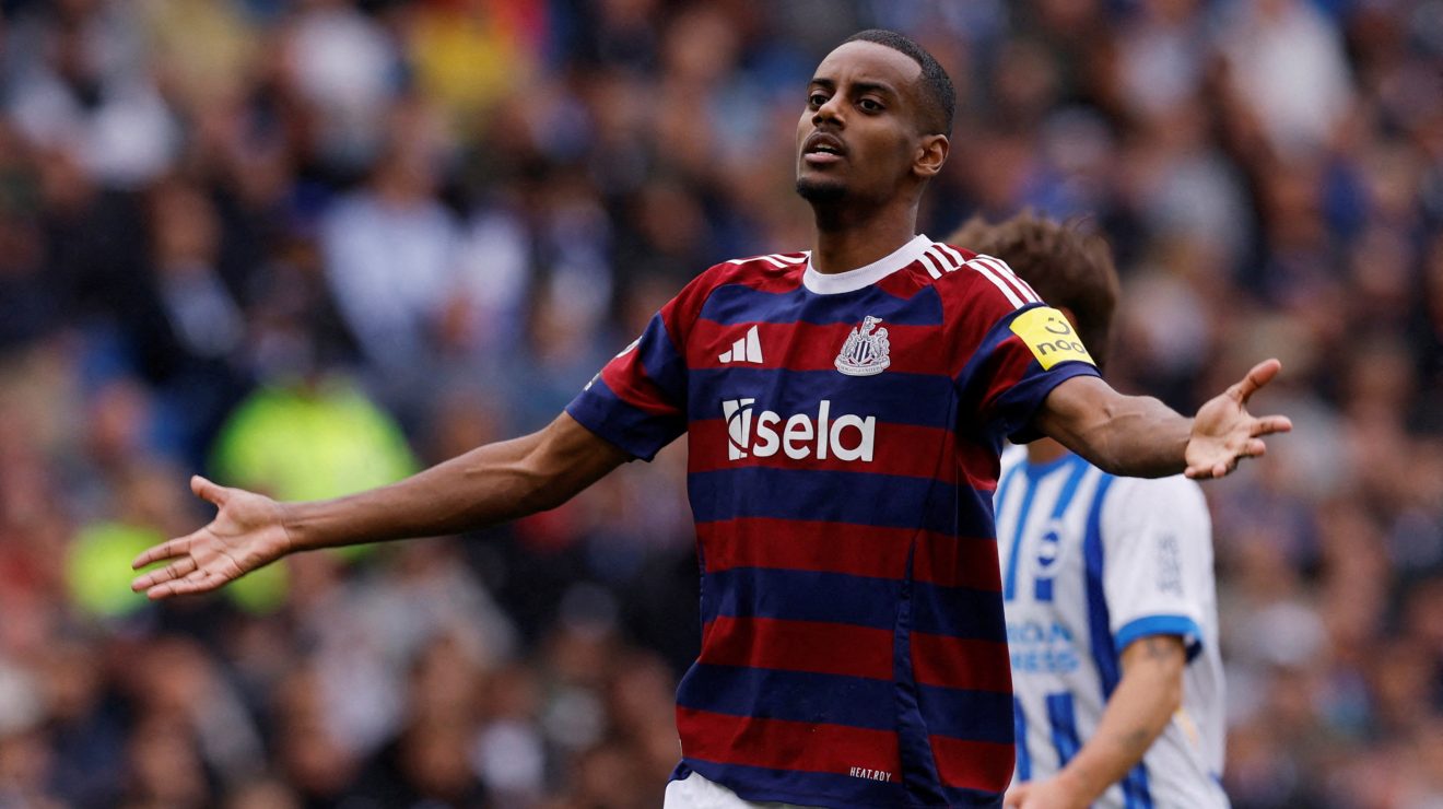 Liverpool agree record £125m fee for Newcastle’s Alexander Isak
