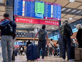 Berlin airport operations still disrupted as marathon runners try to head home