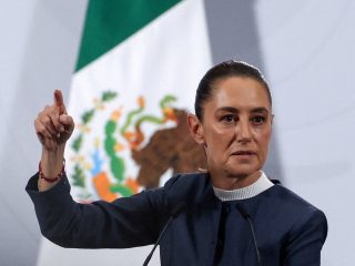 Mexico president files complaint after drunk man gropes her during street greet