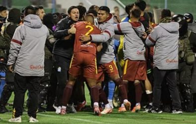 Referee dishes out 17 red cards as mass brawl mars Copa Bolivia match