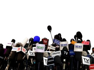 Uganda expels three French journalists