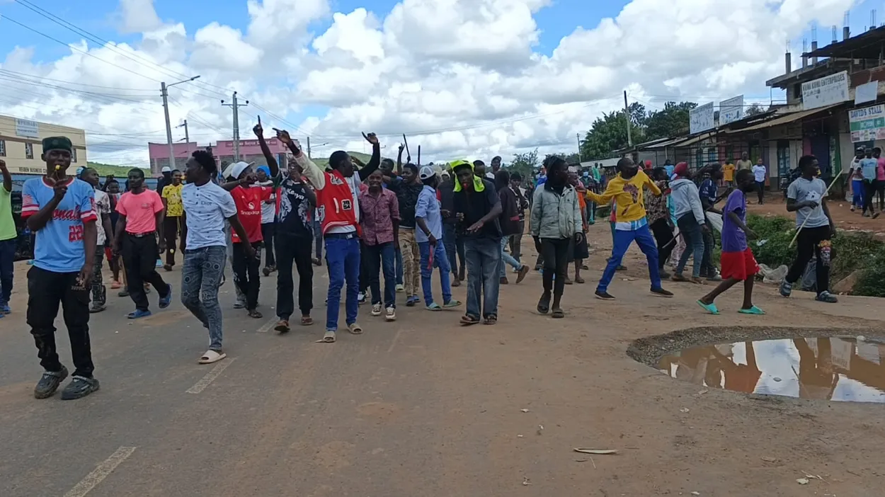 Youths in Embu stage protests over rising fuel costs