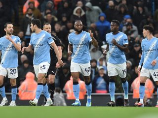 Man City keep title hopes alive with 3-0 victory over Crystal Palace
