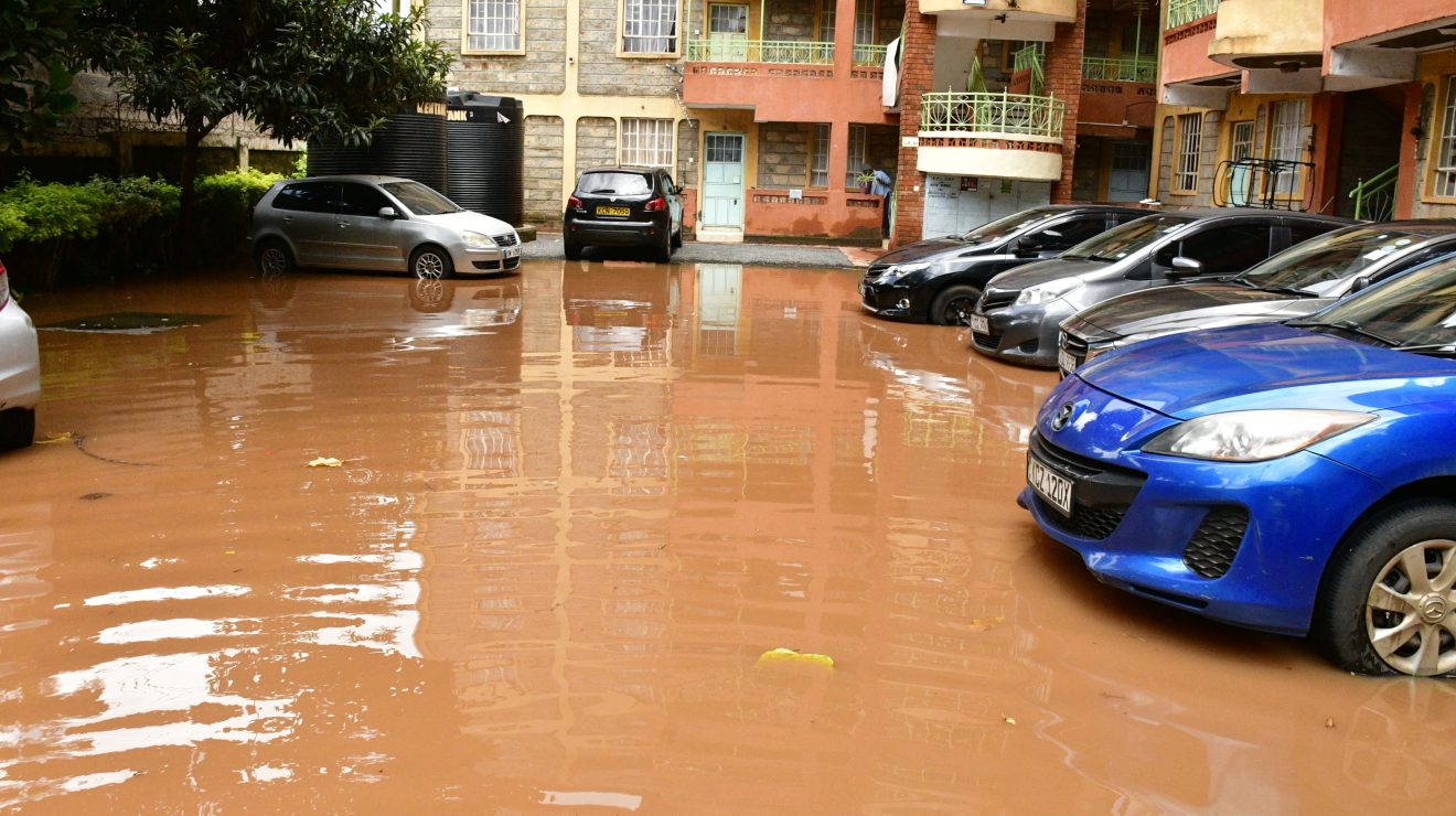 Flooding disrupts traffic on Mombasa Road as homes in Kinoo submerged