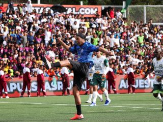 Ronaldinho trades retirement for third-tier Italian club at 46