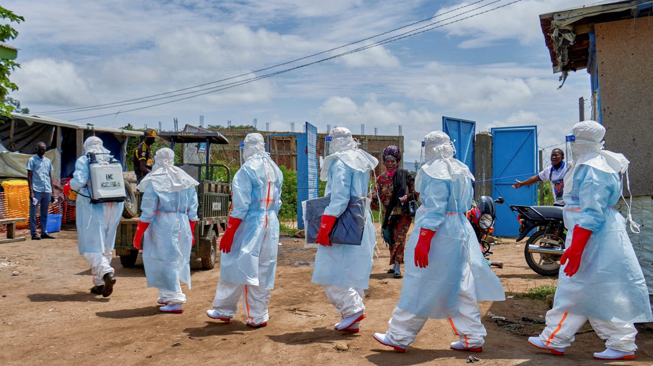 US urges Europe to impose Ebola travel bans ahead 
