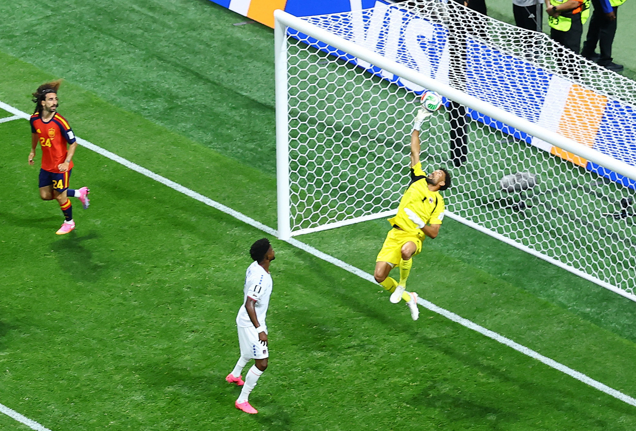 2026-06-15T182505Z_1266426126_UP1EM6F1F5RC2_RTRMADP_3_SOCCER-WORLDCUP-ESP-CPV.jpg