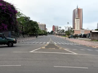 Parliament barricaded with barbed wire amid heavy police presence