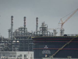 Nigeria’s Dangote begins pricing local fuel sales in dollars, citing crude supply constraints