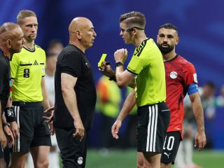 Egypt coach blasts refereeing and turns his back on World Cup