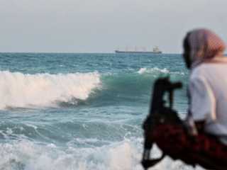 Somali pirates seize control of Tanzanian fuel tanker hijacked off Yemen