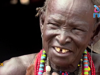 Twende Loyangalani: We drive on Kenya’s “garden route” and race an ostrich in Marsabit