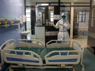 ‘Next few days are critical,’ says WHO official after Kenya confirms Ebola case