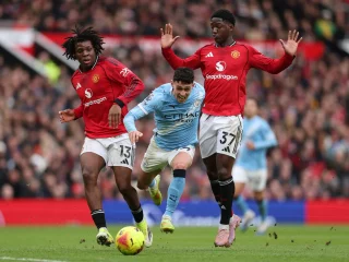 E459: Manchester Derby